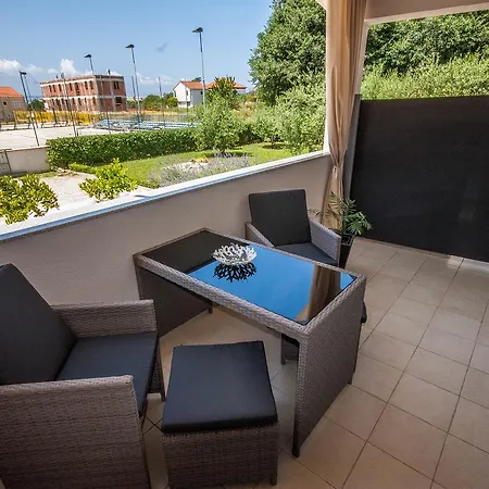 Apartment Green *